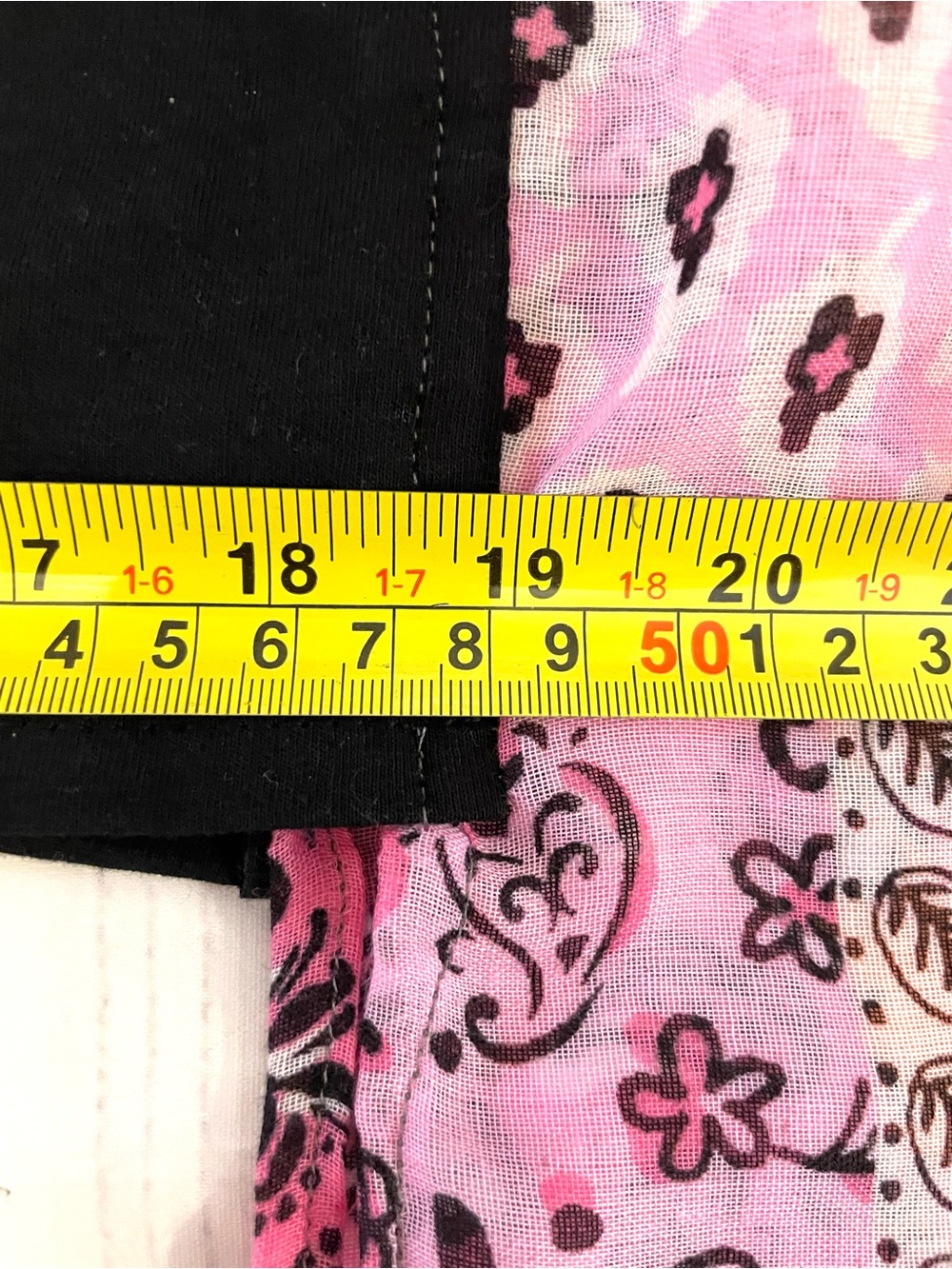 Custom Upcycled Dolly Graphic Tee with Pink & Orange Patchwork Sleeves XL-2XL - Picture 13 of 16